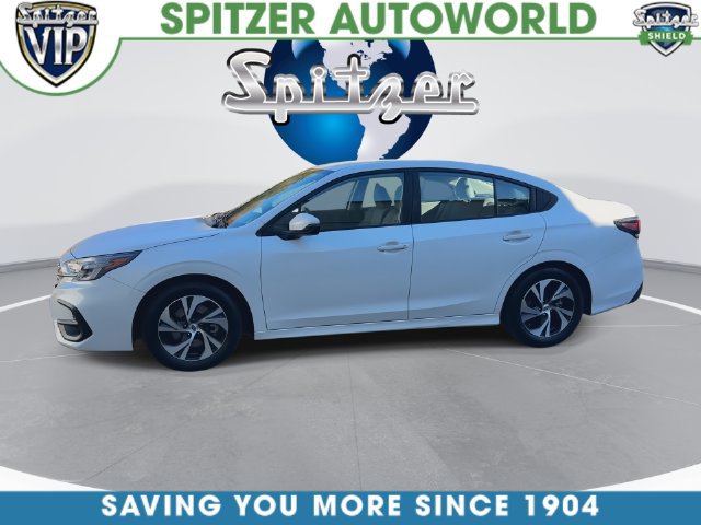 Used 2025 Subaru Legacy Premium AWD/4WD image 9
