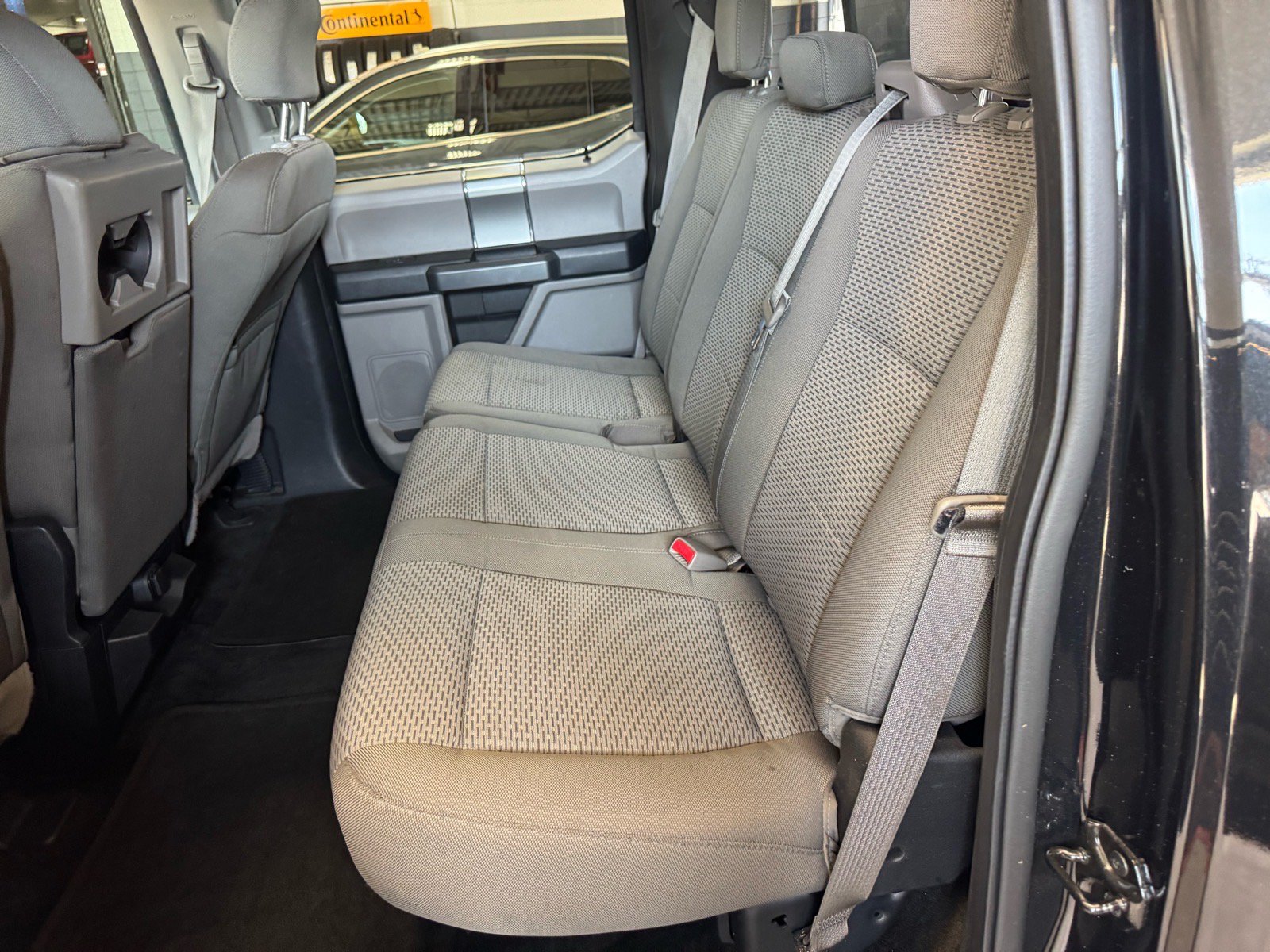 Used 2015 Ford F150 XLT w/ Equipment Group 302A Luxury AWD/4WD image 12
