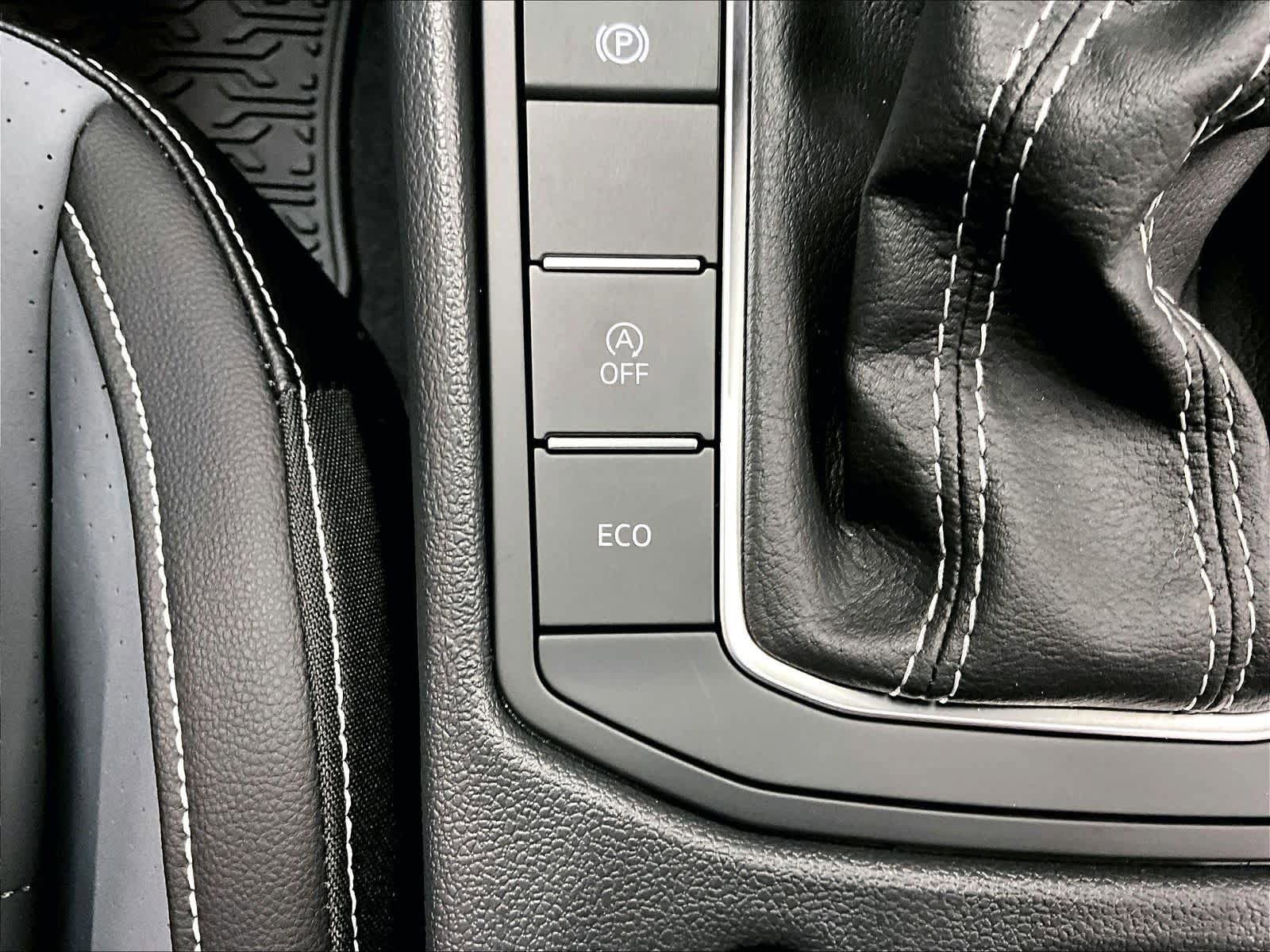 New 2026 Volkswagen Jetta SE FWD image 21