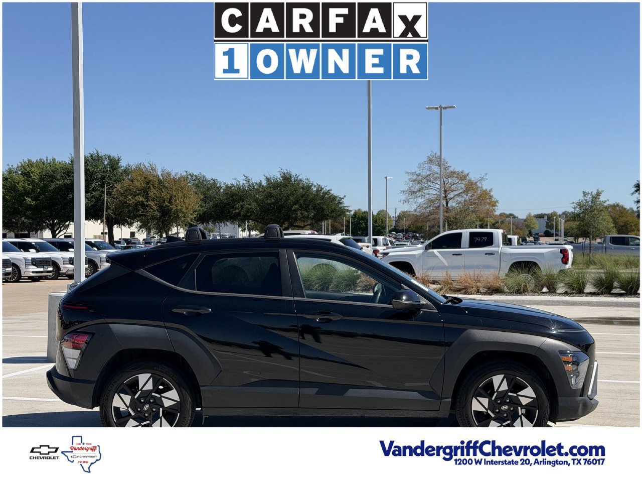 Used 2025 Hyundai Kona SEL FWD image 3