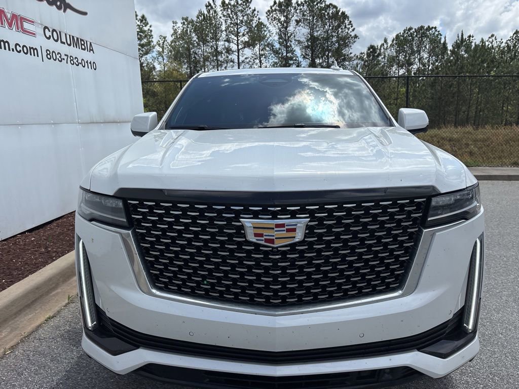 Used 2022 Cadillac Escalade Premium Luxury w/ Performance Package image 3
