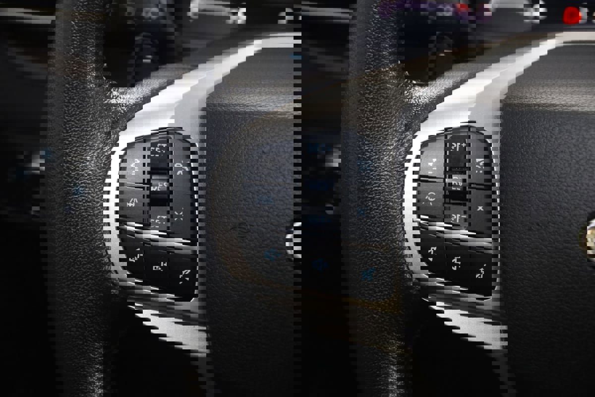 Used 2021 Ford Explorer Limited w/ Equipment Group 301A image 38