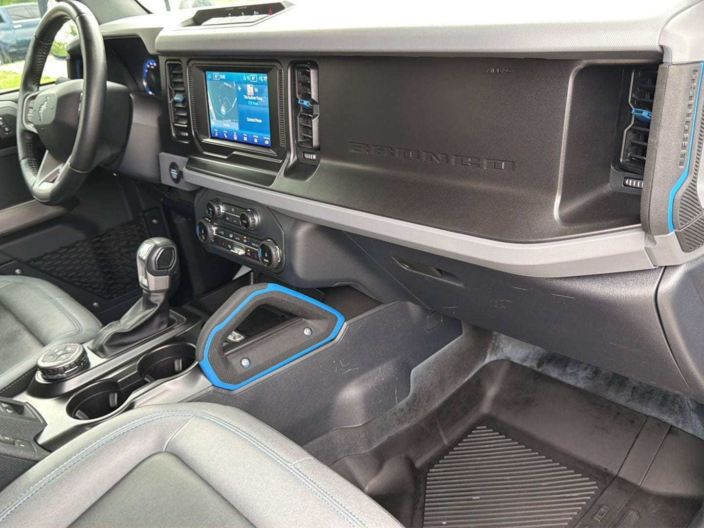 Used 2022 Ford Bronco Black Diamond AWD/4WD image 34