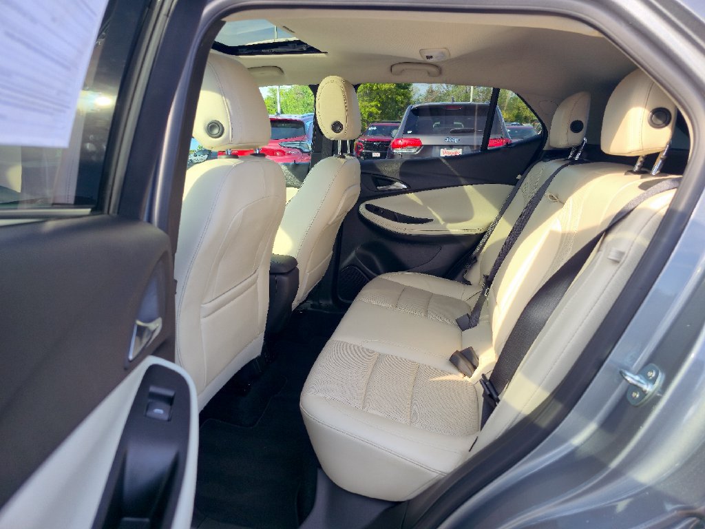 Used 2024 Buick Encore GX Avenir w/ Avenir Convenience Package FWD image 23