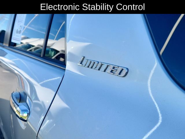 Used 2013 Toyota 4Runner Limited image 14