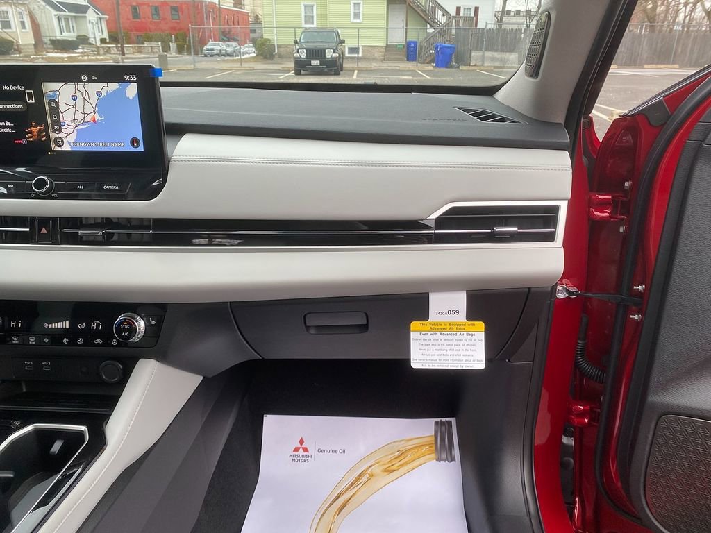 New 2026 Mitsubishi Outlander SE image 26