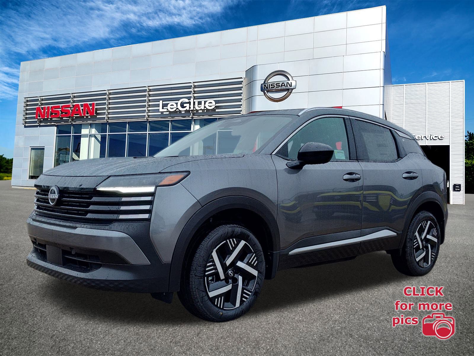 New 2026 Nissan Kicks SV image 1