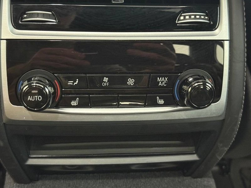 Used 2019 BMW 750i xDrive w/ Executive Package AWD/4WD image 13