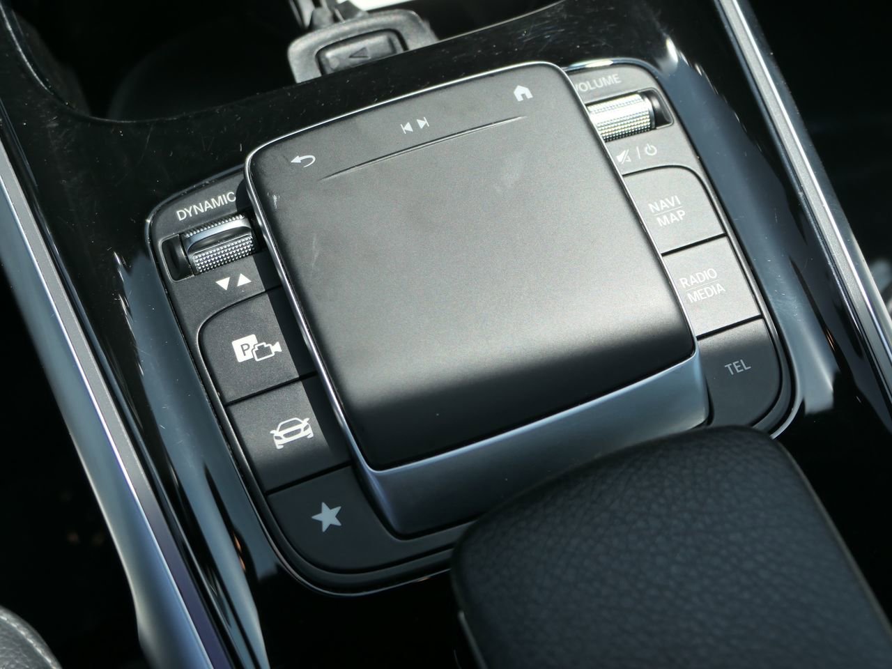 Used 2021 Mercedes-Benz GLB 250 image 21