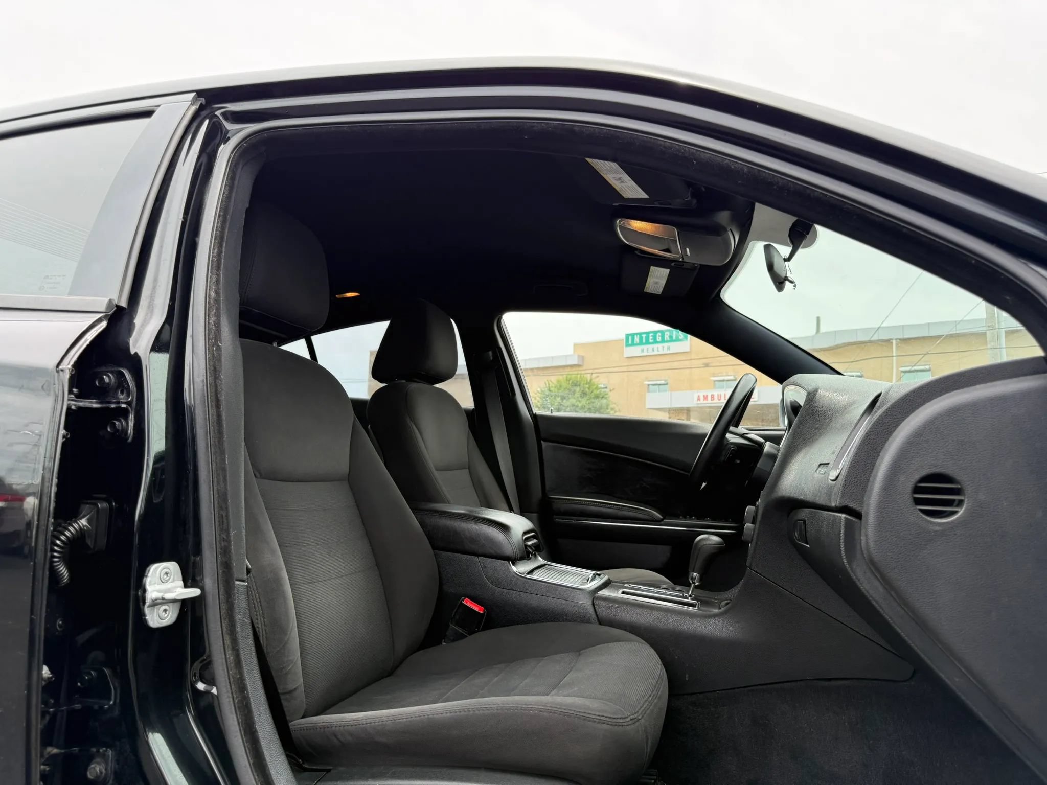 Used 2013 Dodge Charger SE RWD image 19