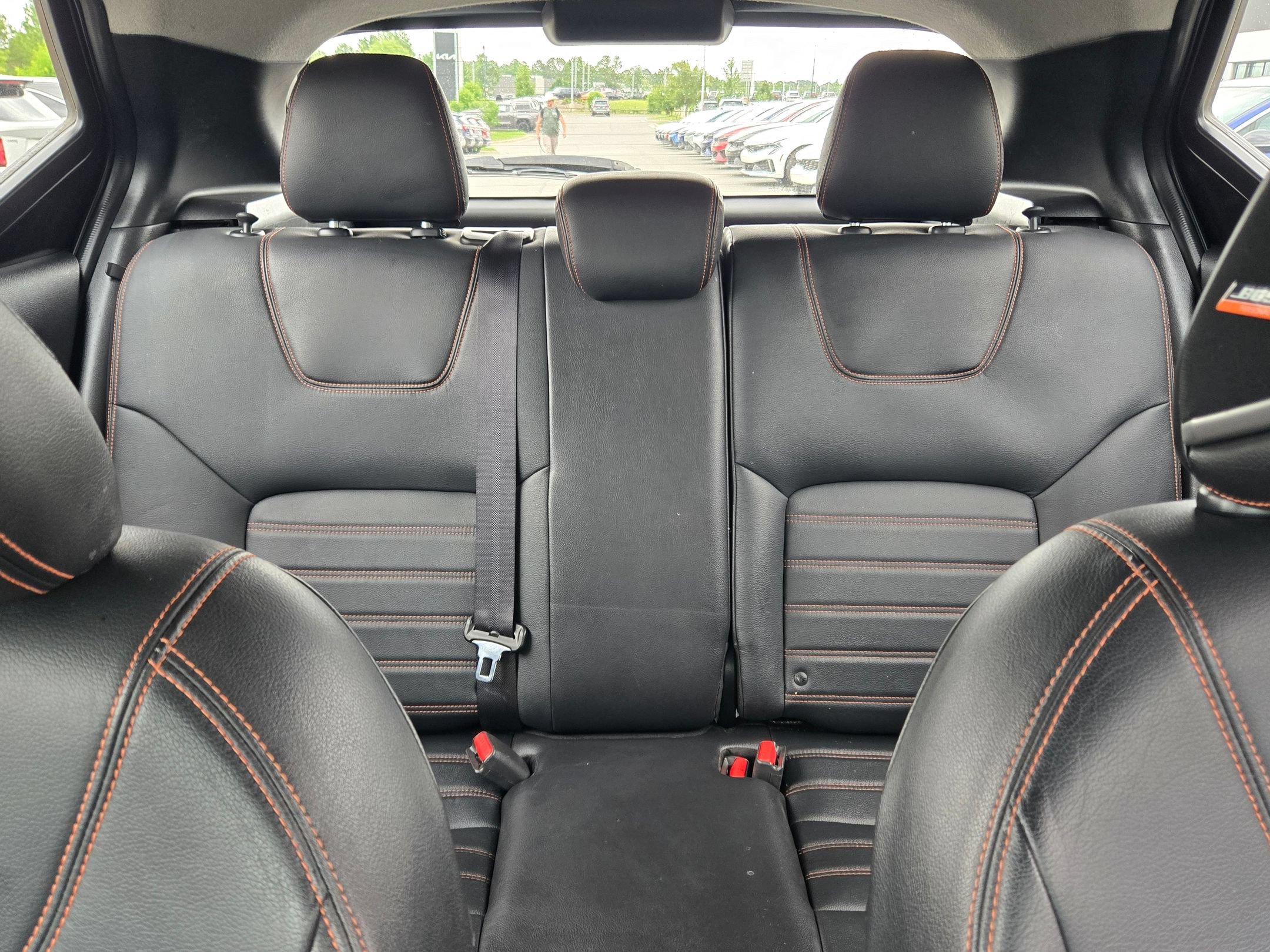 Used 2019 Nissan Kicks SR w/ SR Premium Package FWD image 13