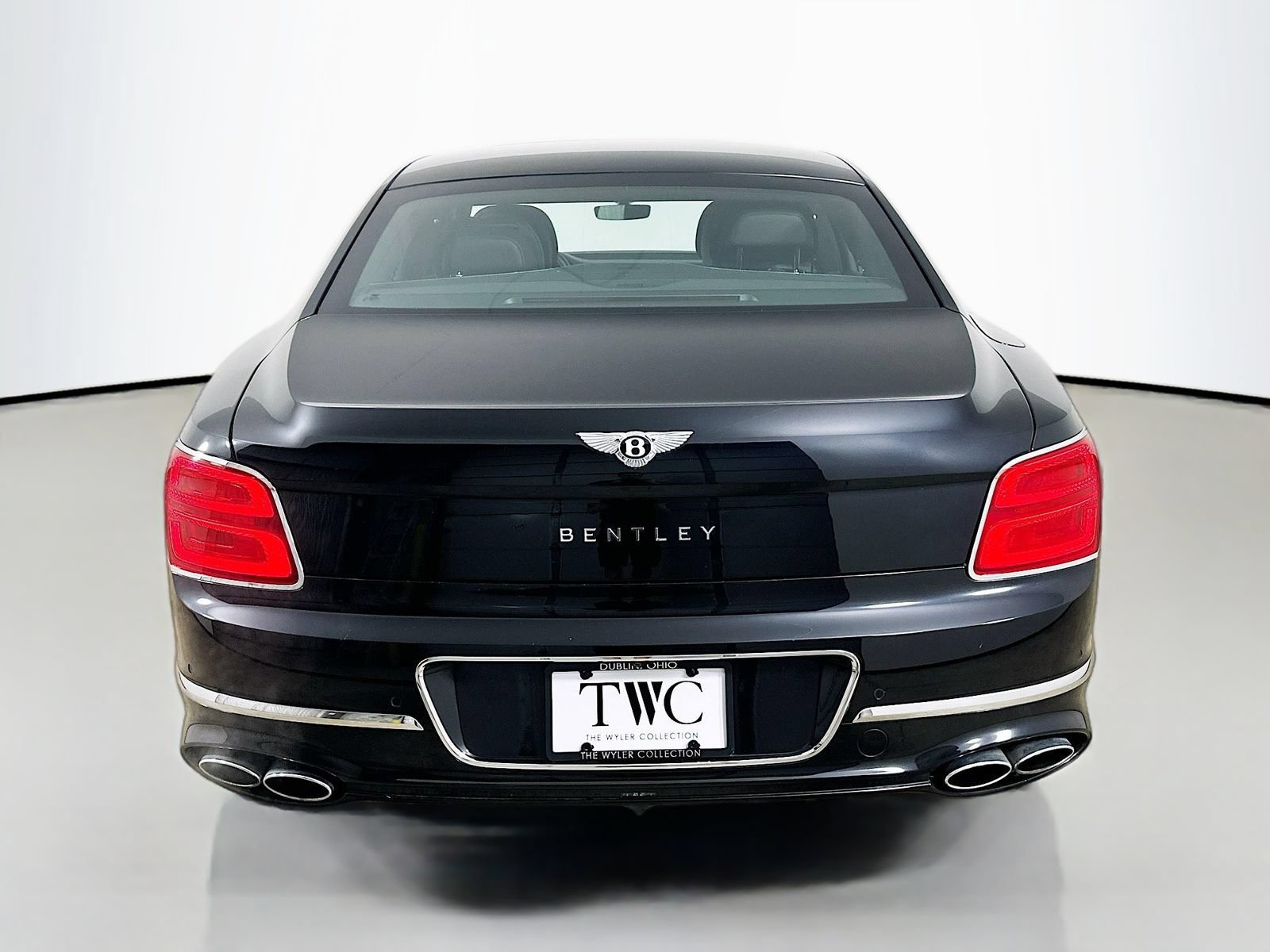 Used 2024 Bentley Flying Spur V8 AWD/4WD image 6