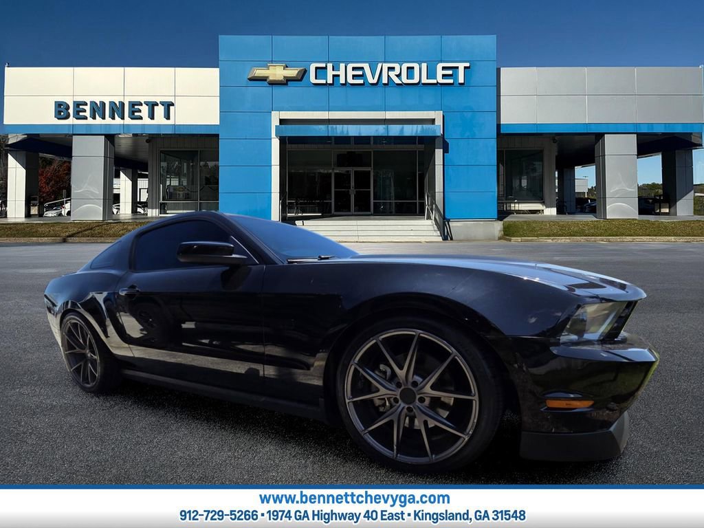 Used 2011 Ford Mustang GT Premium w/ 401A Rapid Spec Order Code RWD image 1
