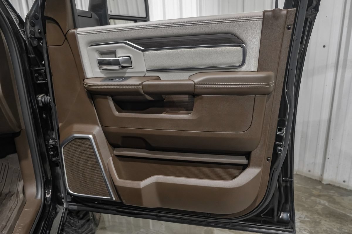 Used 2026 RAM 3500 Laramie AWD/4WD image 46