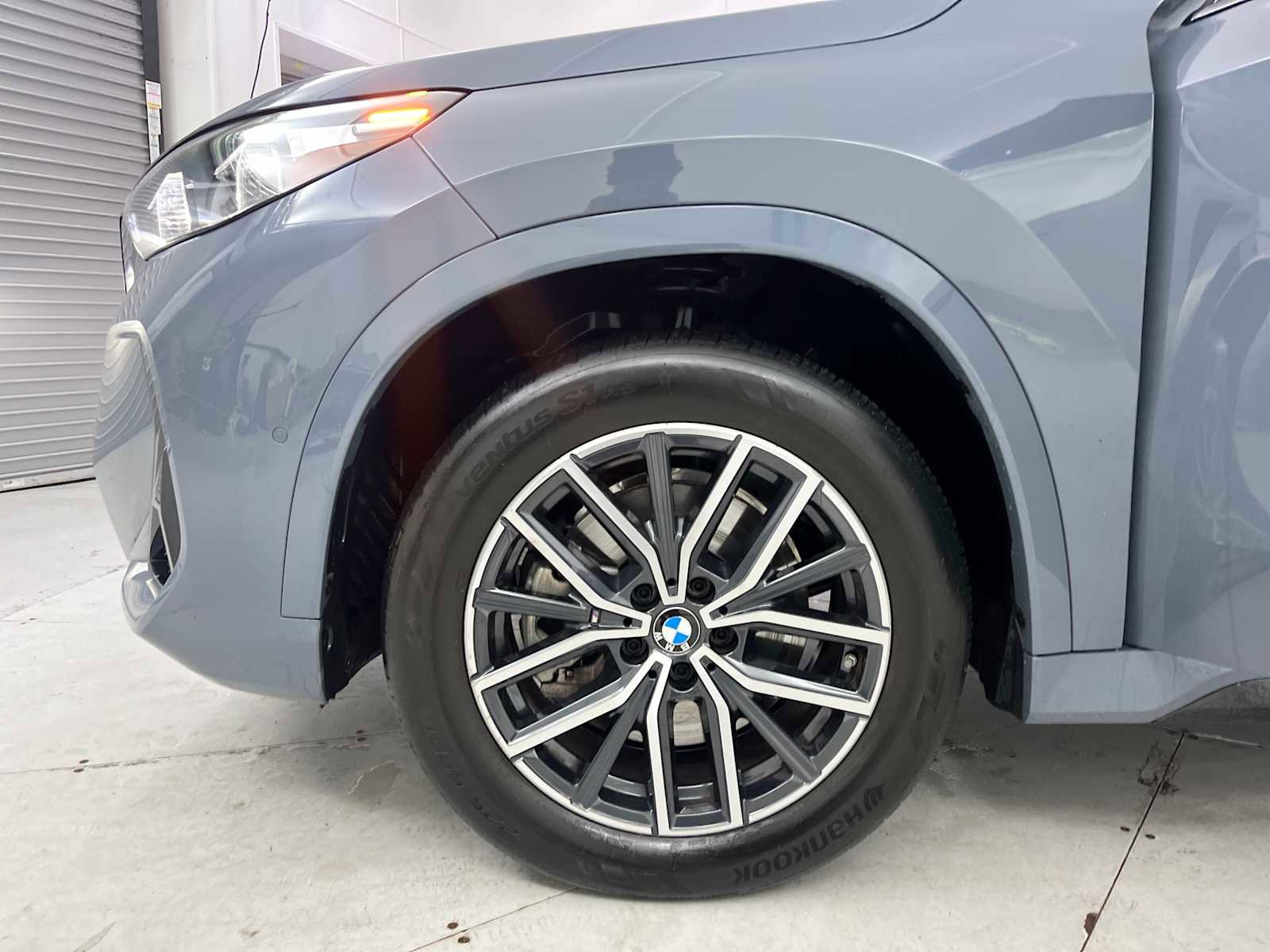 Used 2023 BMW X1 xDrive28i w/ Premium Package image 19