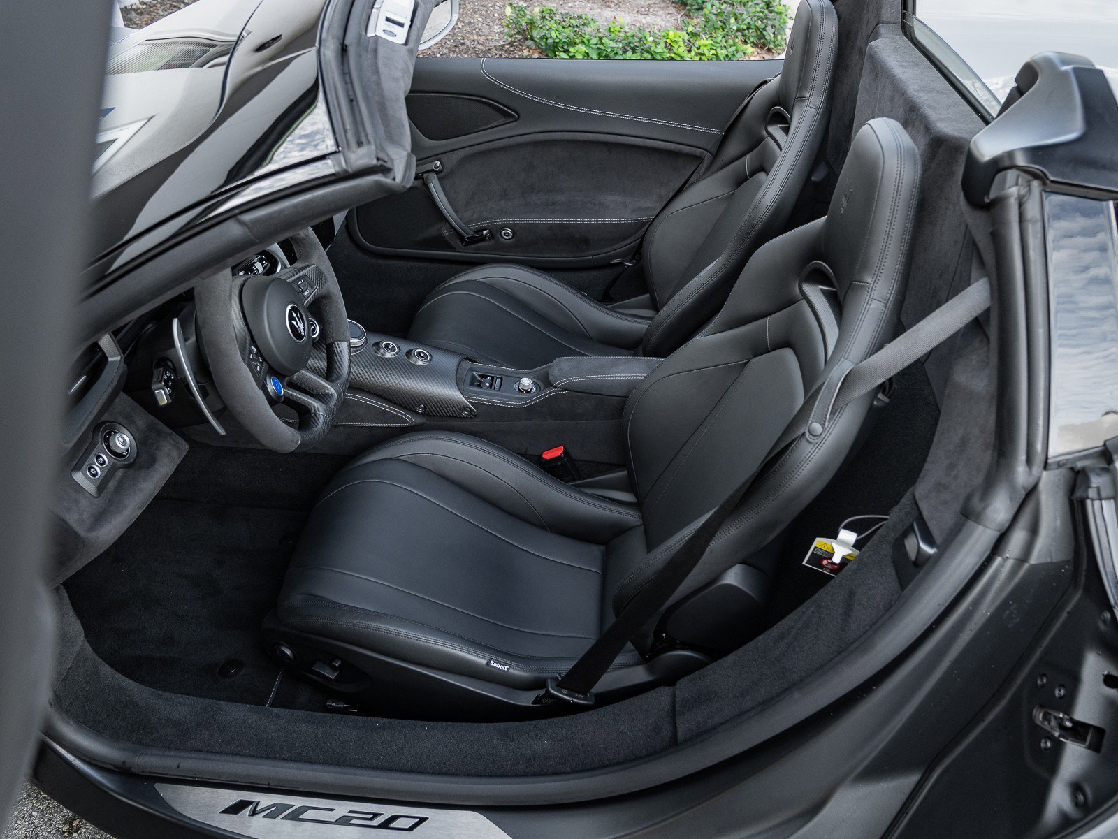 Used 2023 Maserati MC20 Spyder image 35