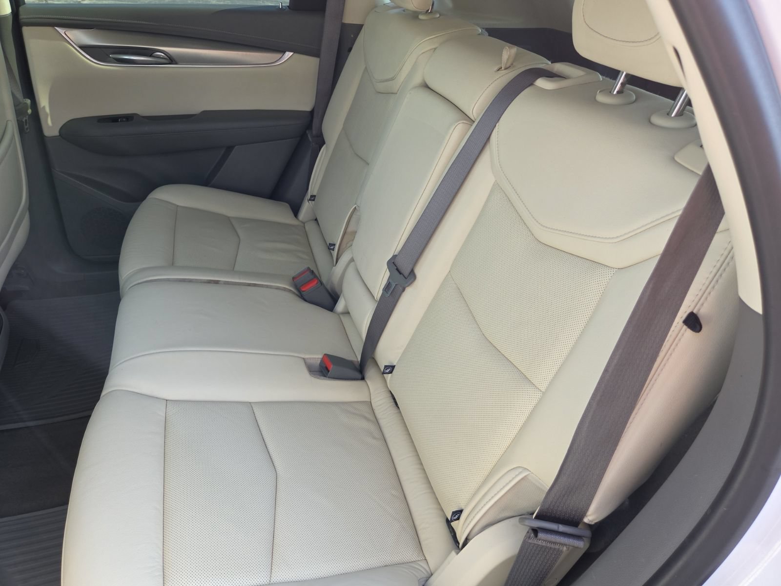Used 2019 Cadillac XT5 Luxury FWD image 24