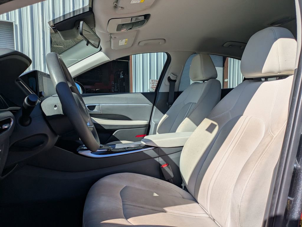 Used 2022 Hyundai Sonata SEL w/ Cargo Package image 14
