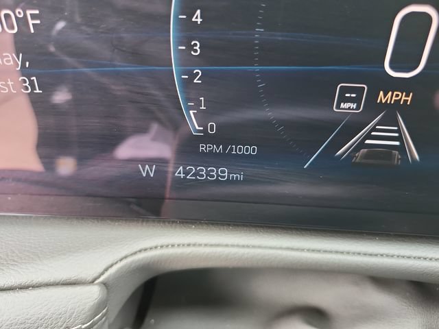 Used 2025 Cadillac XT4 Premium Luxury AWD/4WD image 17