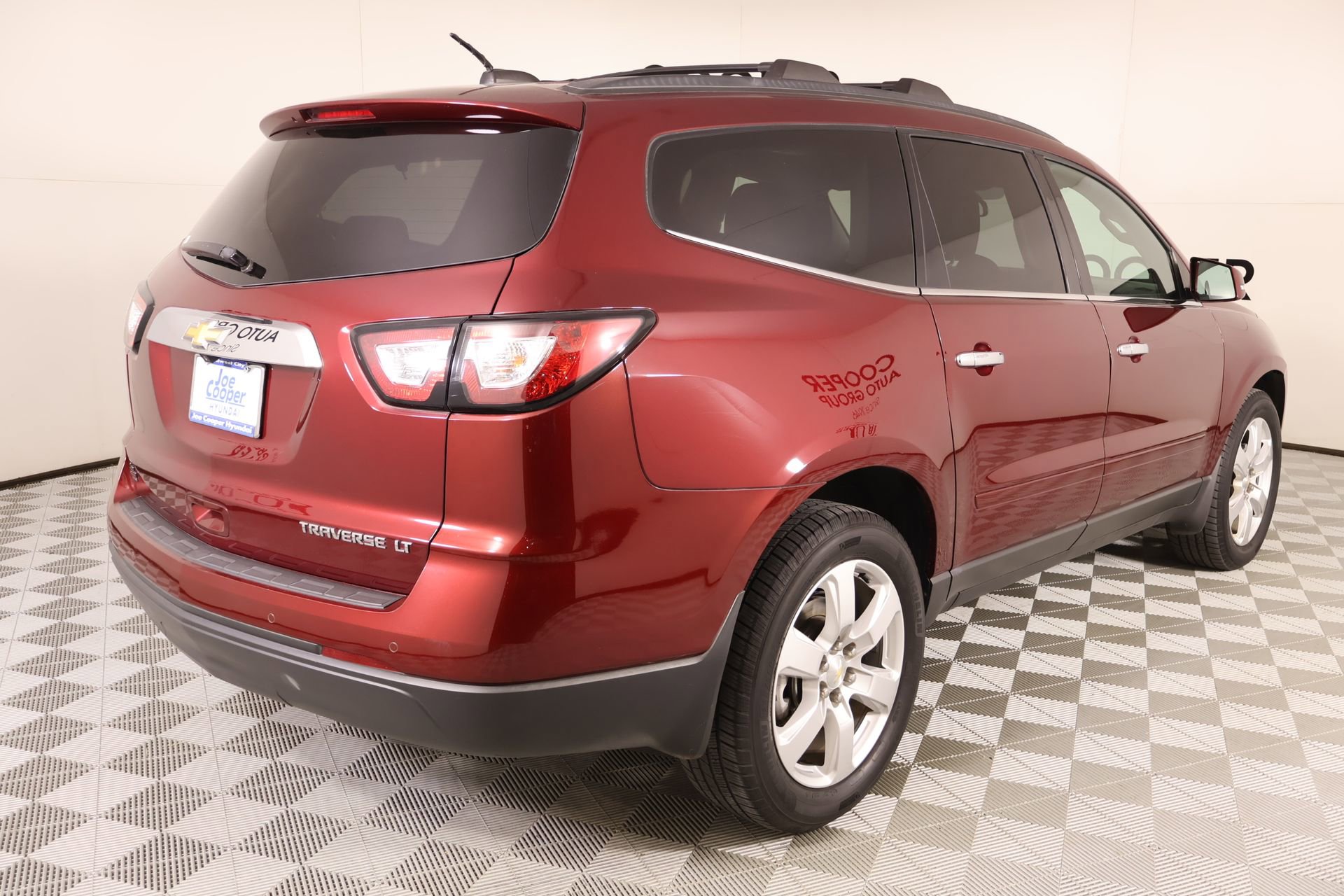 Used 2016 Chevrolet Traverse LT w/ Traveler's Package FWD image 22