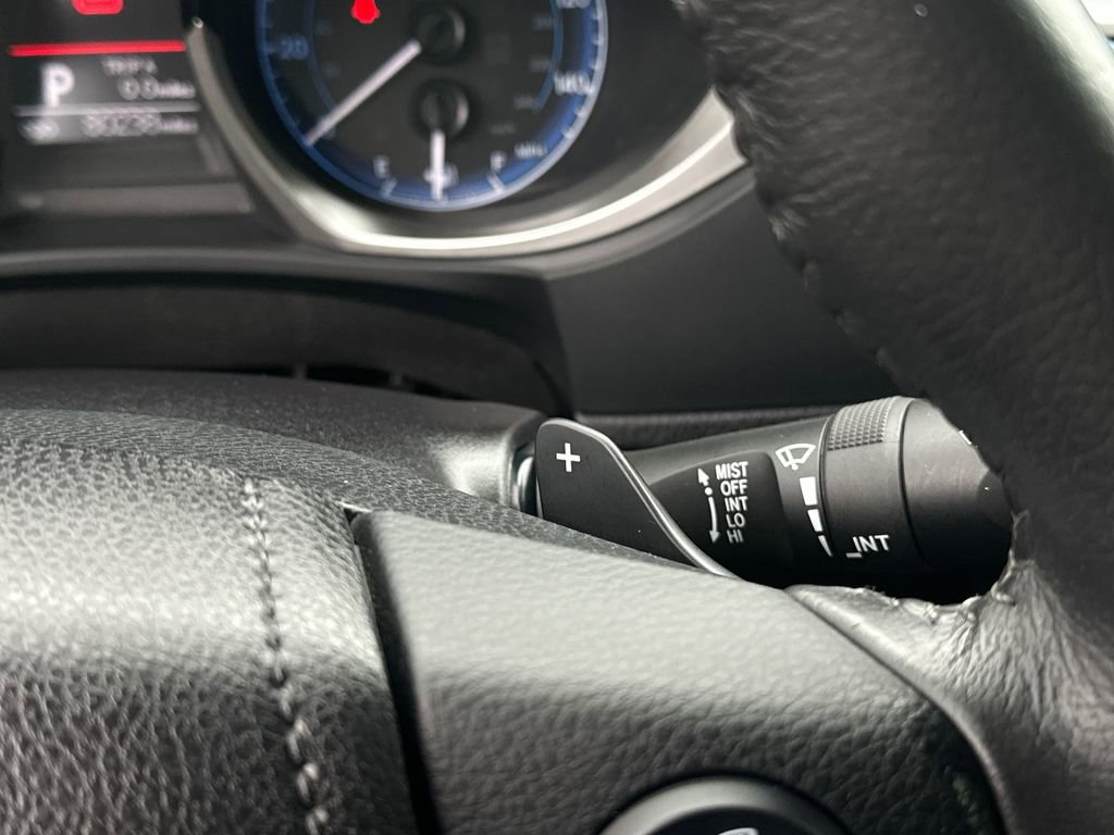 Used 2015 Toyota Corolla S FWD image 28