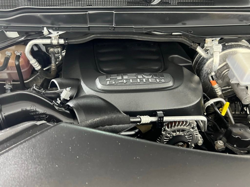 Used 2024 RAM 2500 Big Horn w/ Bed Utility Group image 33