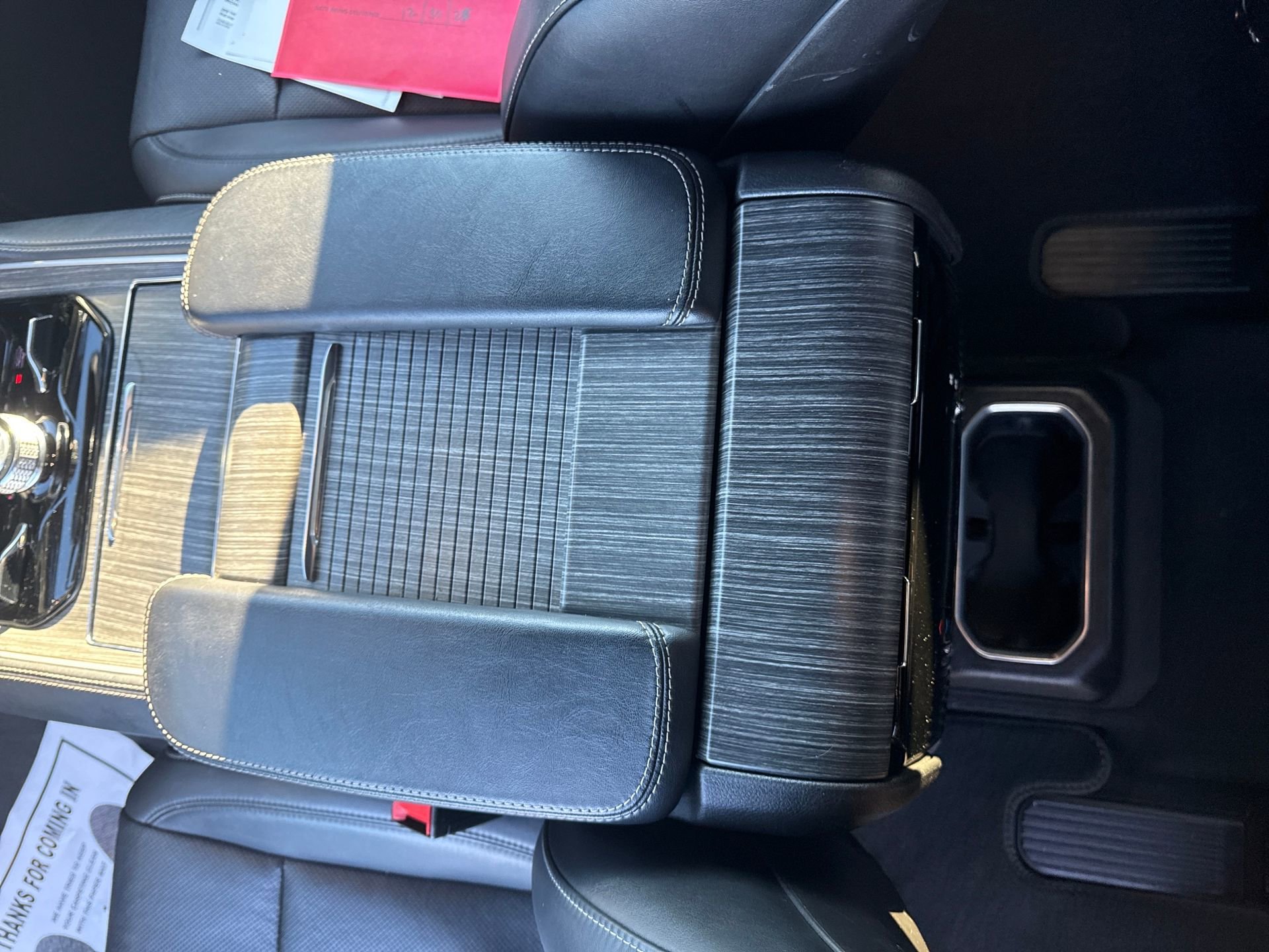 Used 2024 Jeep Wagoneer Series III image 28