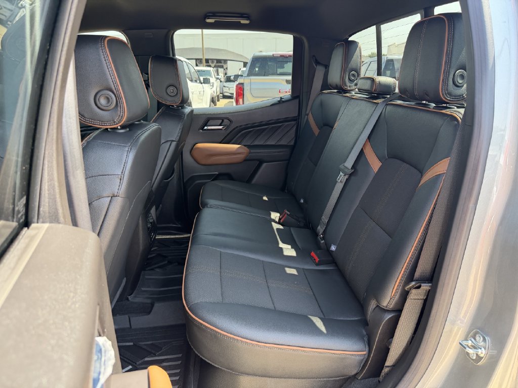 New 2026 GMC Canyon AT4 AWD/4WD image 24
