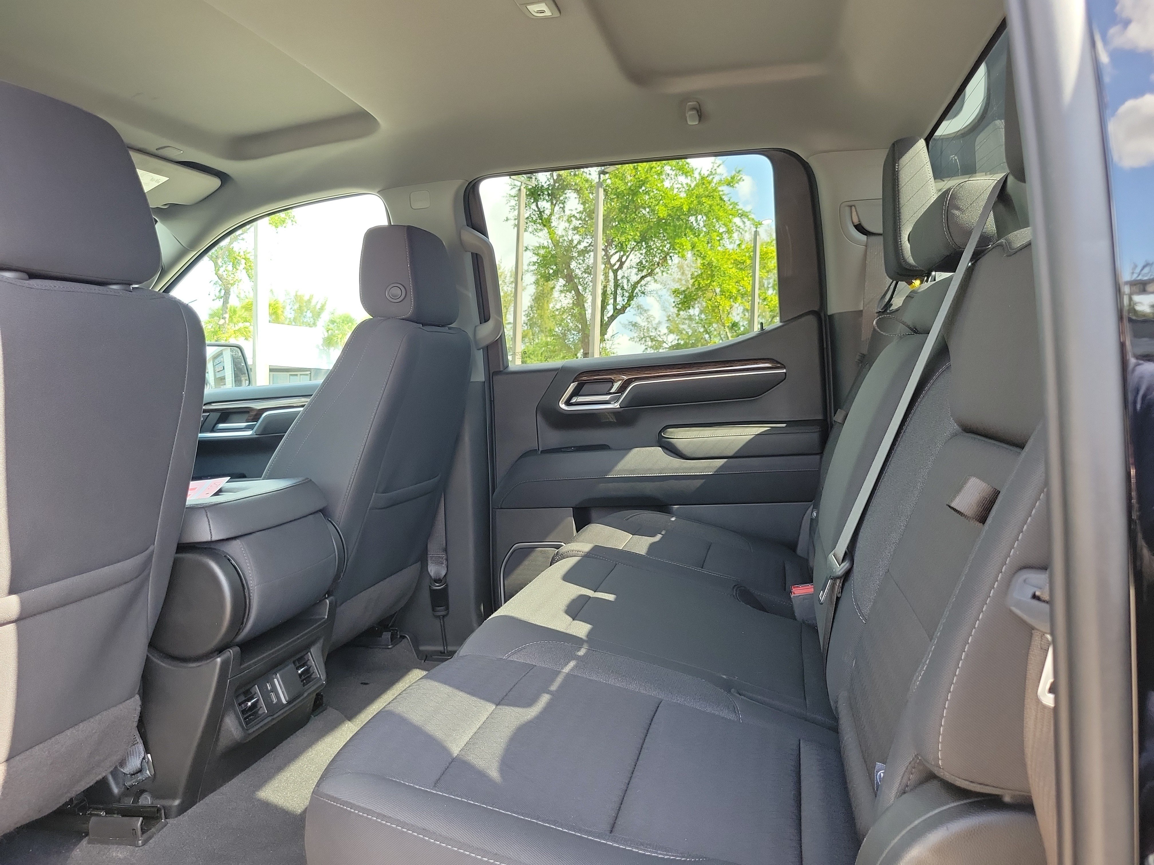 Used 2023 GMC Sierra 1500 Elevation RWD image 14