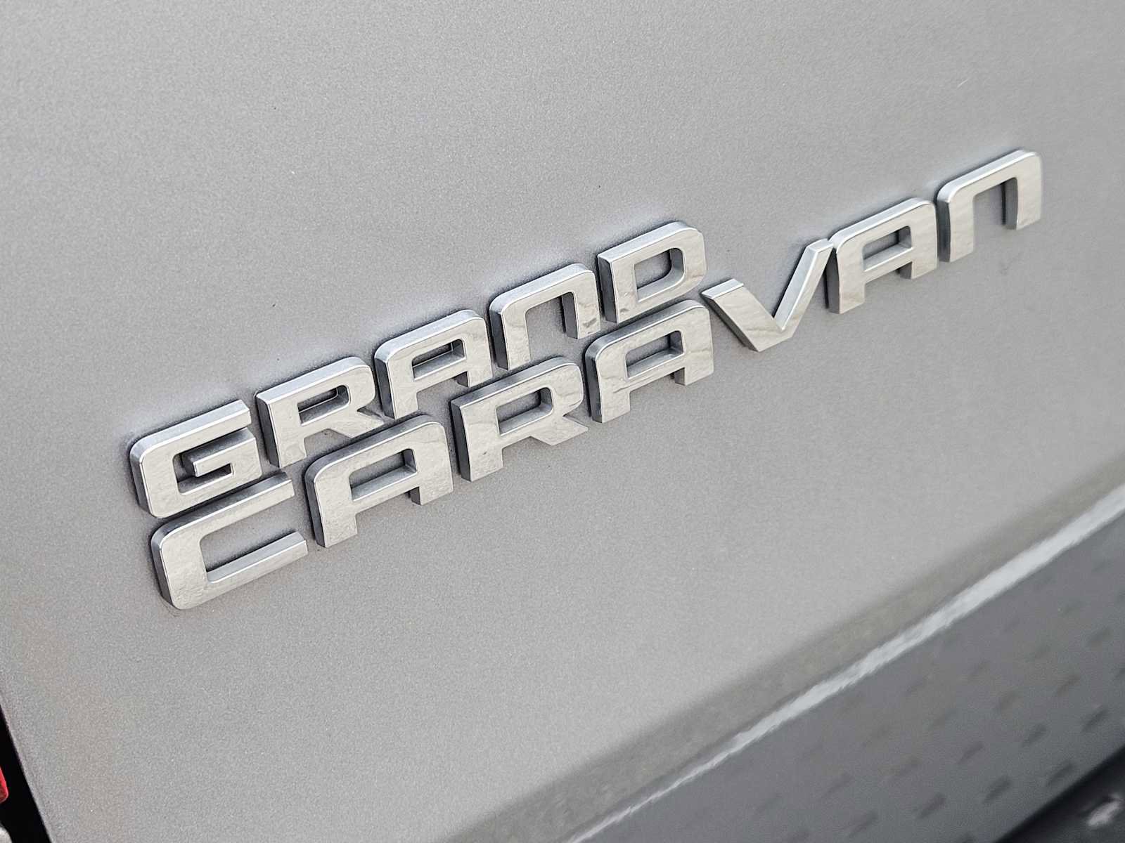 Used 2019 Dodge Grand Caravan SE image 11
