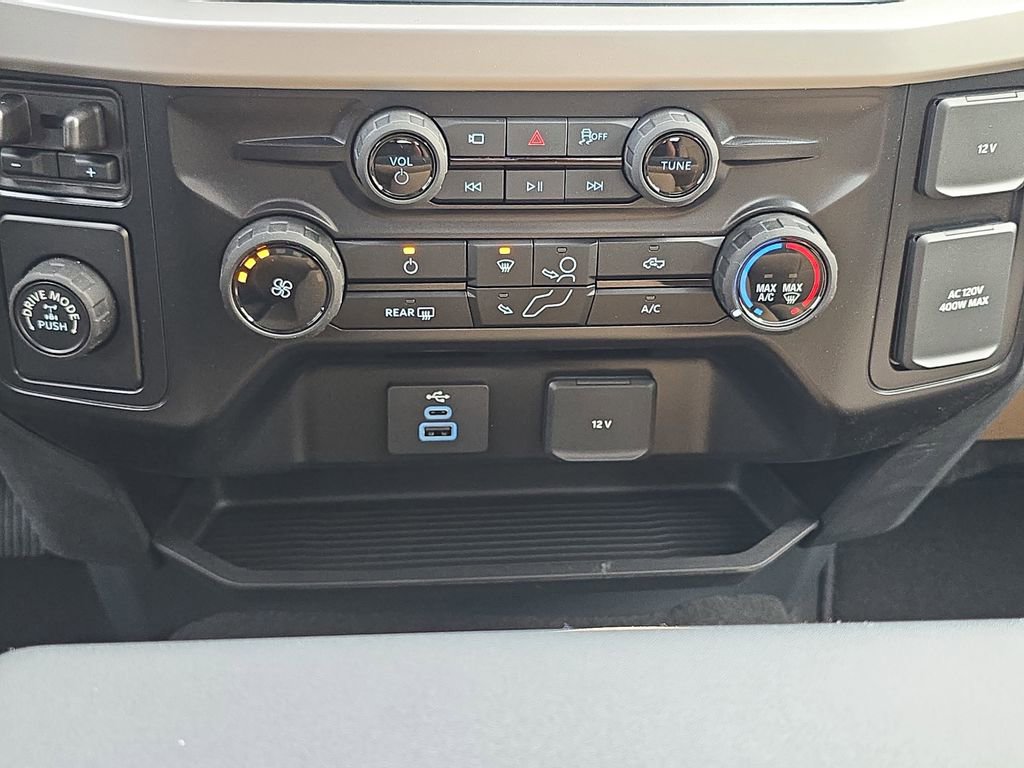 New 2026 Ford F350 XLT w/ 360-Degree Camera Package image 26