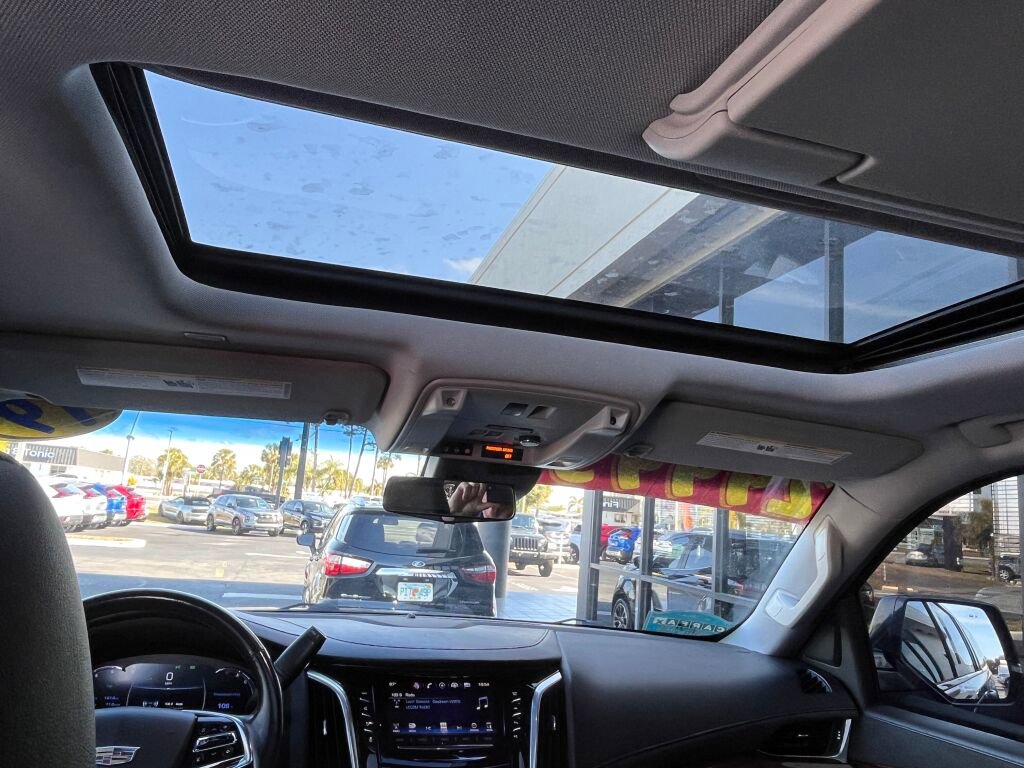 Used 2019 Cadillac Escalade ESV Premium Luxury image 27