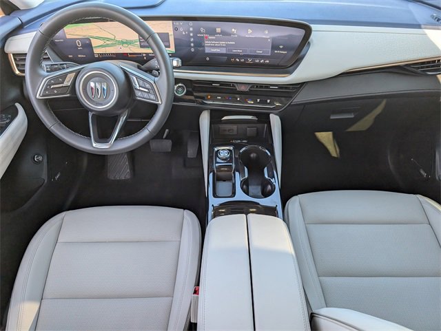 Certified 2025 Buick Envision Avenir image 9