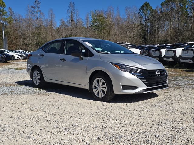 New 2025 Nissan Versa S w/ Trunk Package FWD image 2