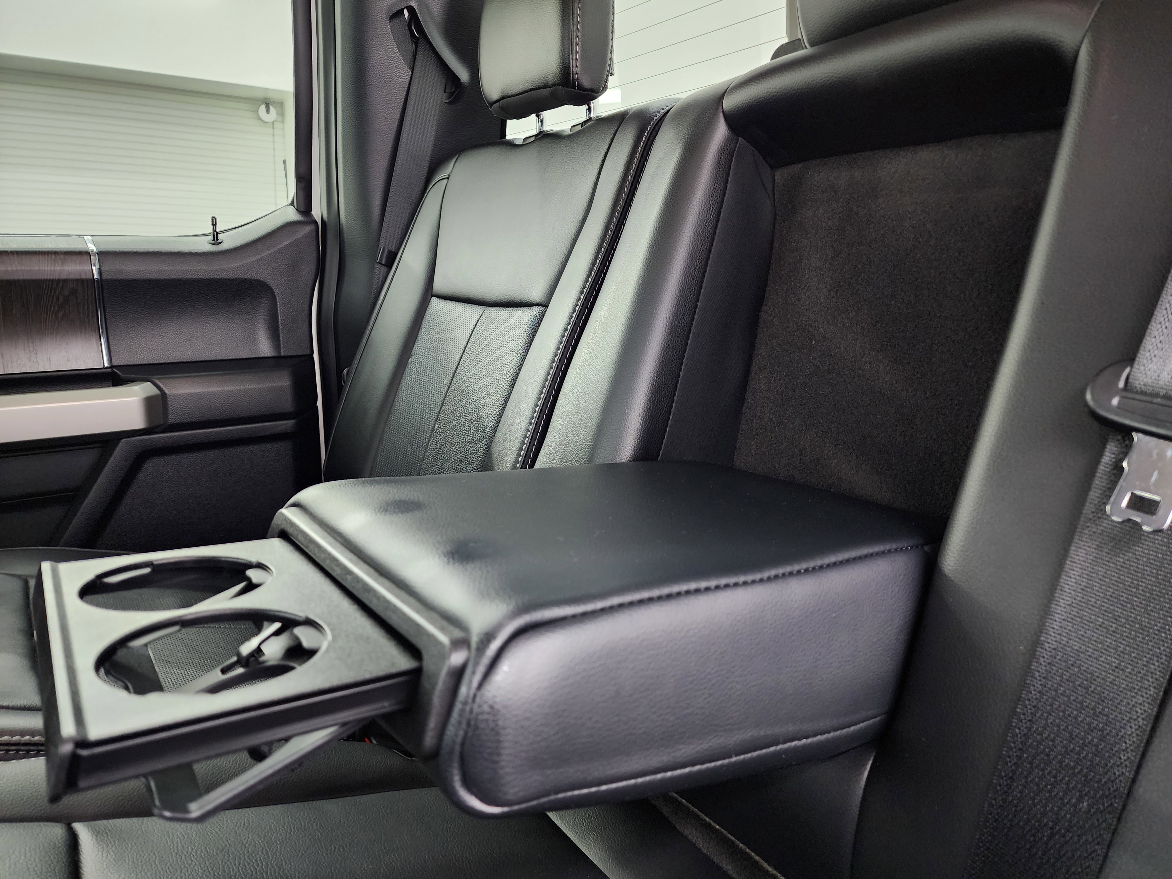 Used 2020 Ford F350 Lariat image 33