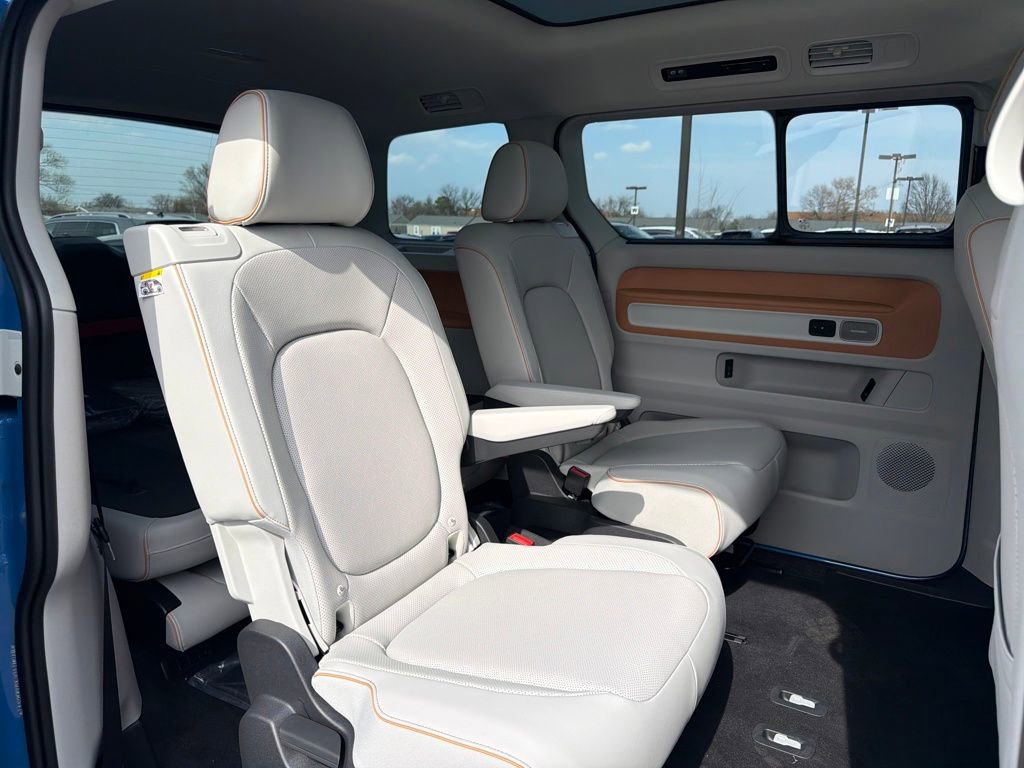 New 2025 Volkswagen ID. Buzz Pro S Plus image 33