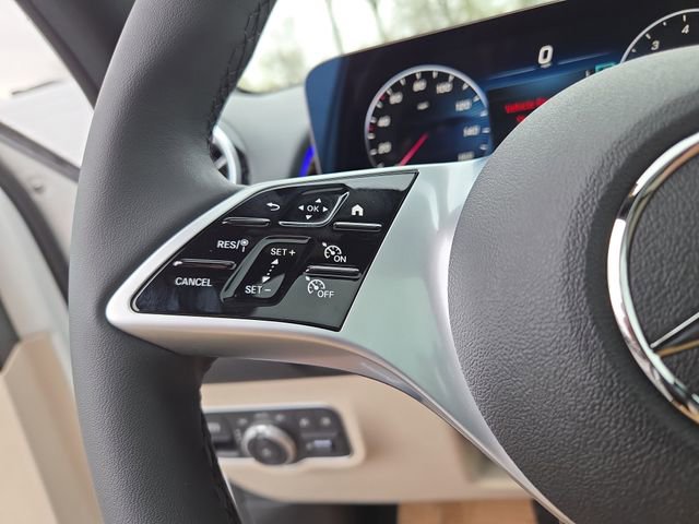 New 2026 Mercedes-Benz GLB 250 4MATIC image 19