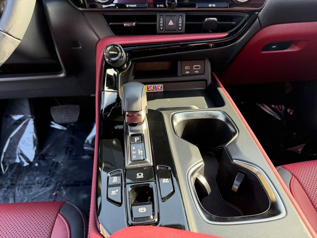 Used 2024 Lexus NX 350h 350h Premium image 11