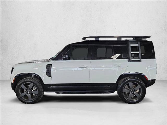 Used 2023 Land Rover Defender 110 X-Dynamic SE AWD/4WD image 8
