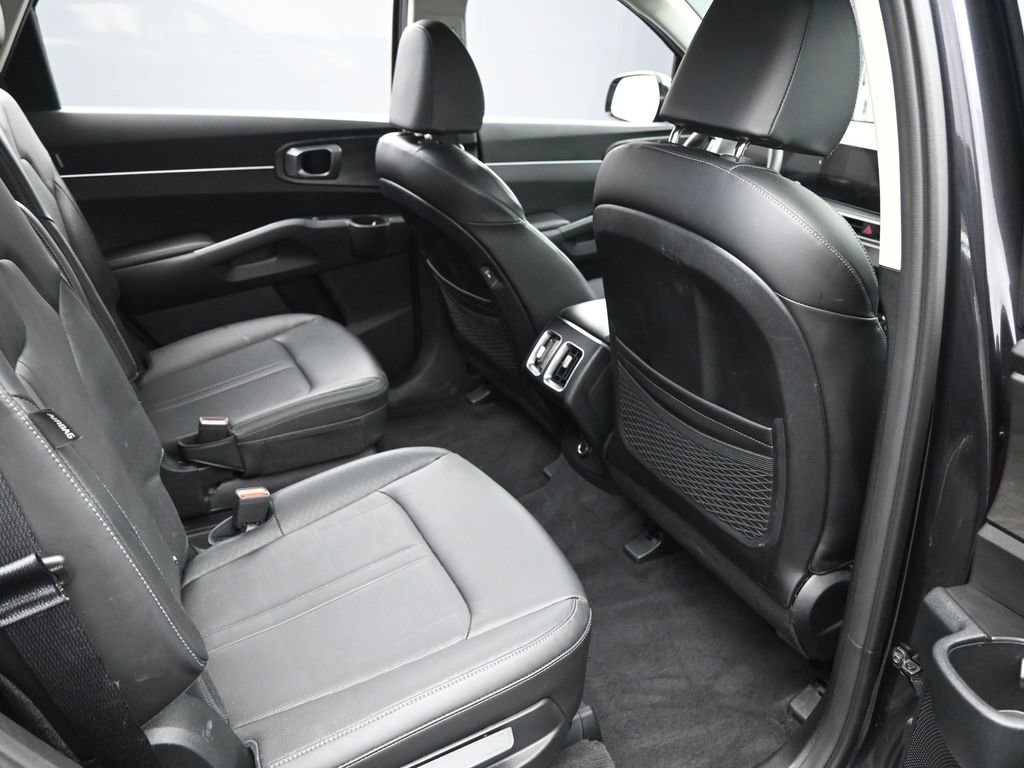 Used 2025 Kia Sorento X-Line EX AWD/4WD image 29