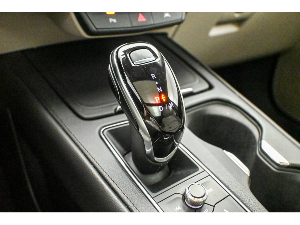 Certified 2023 Cadillac XT4 Premium Luxury AWD/4WD image 42
