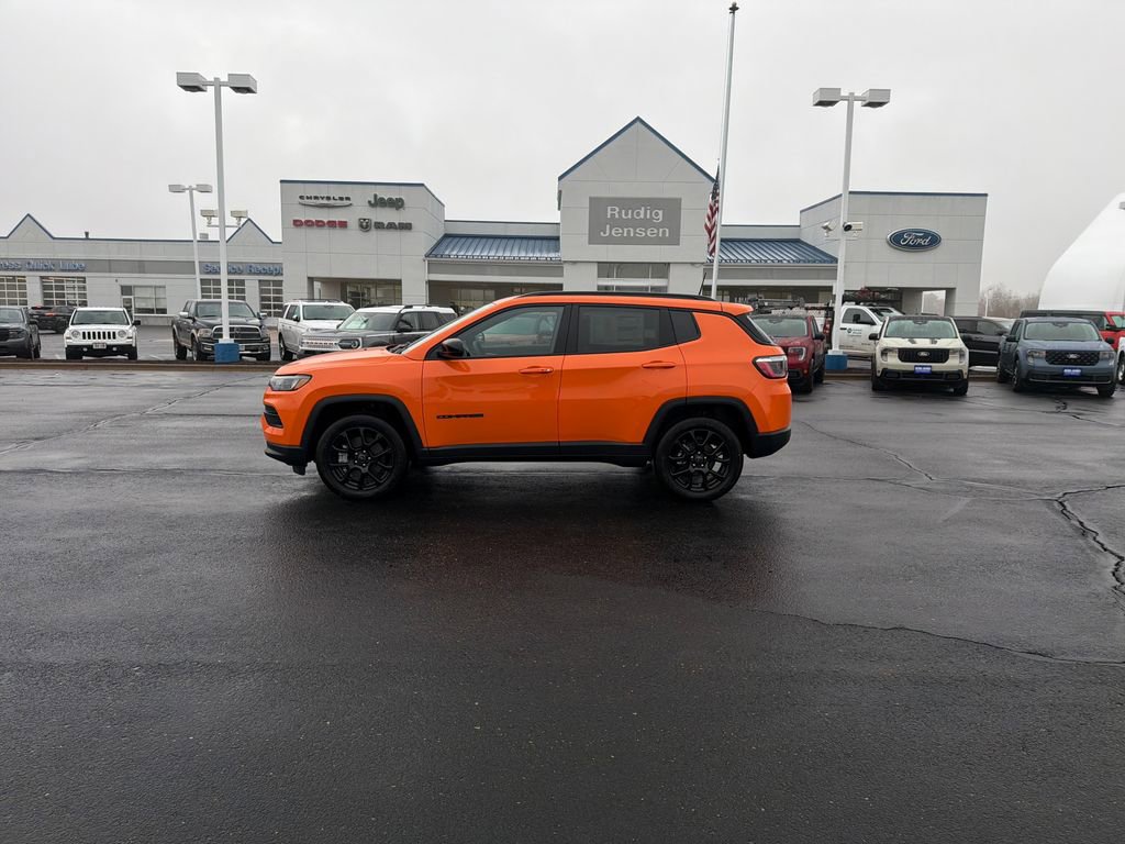 New 2026 Jeep Compass Latitude image 2
