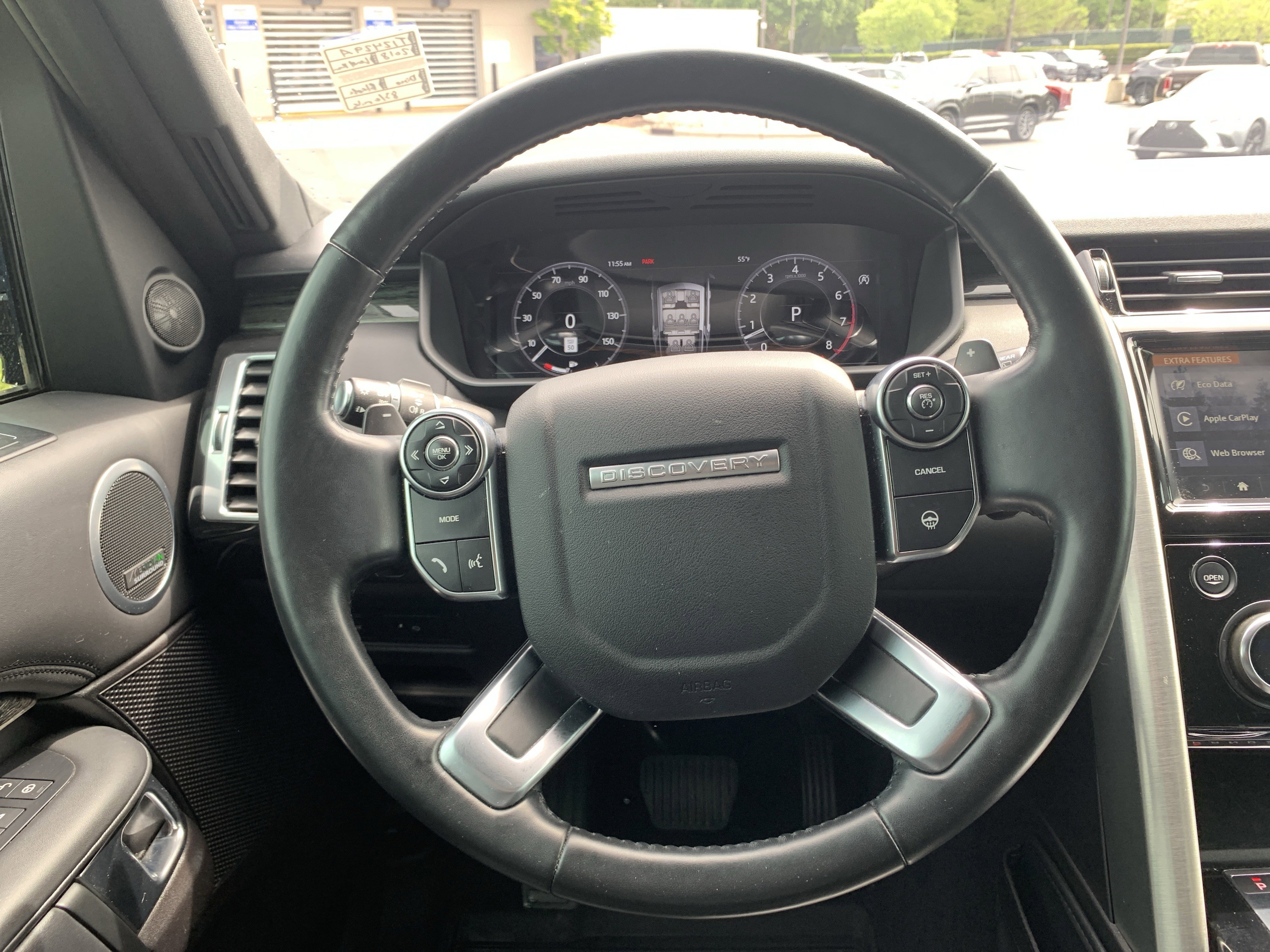 Used 2018 Land Rover Discovery HSE Luxury image 18