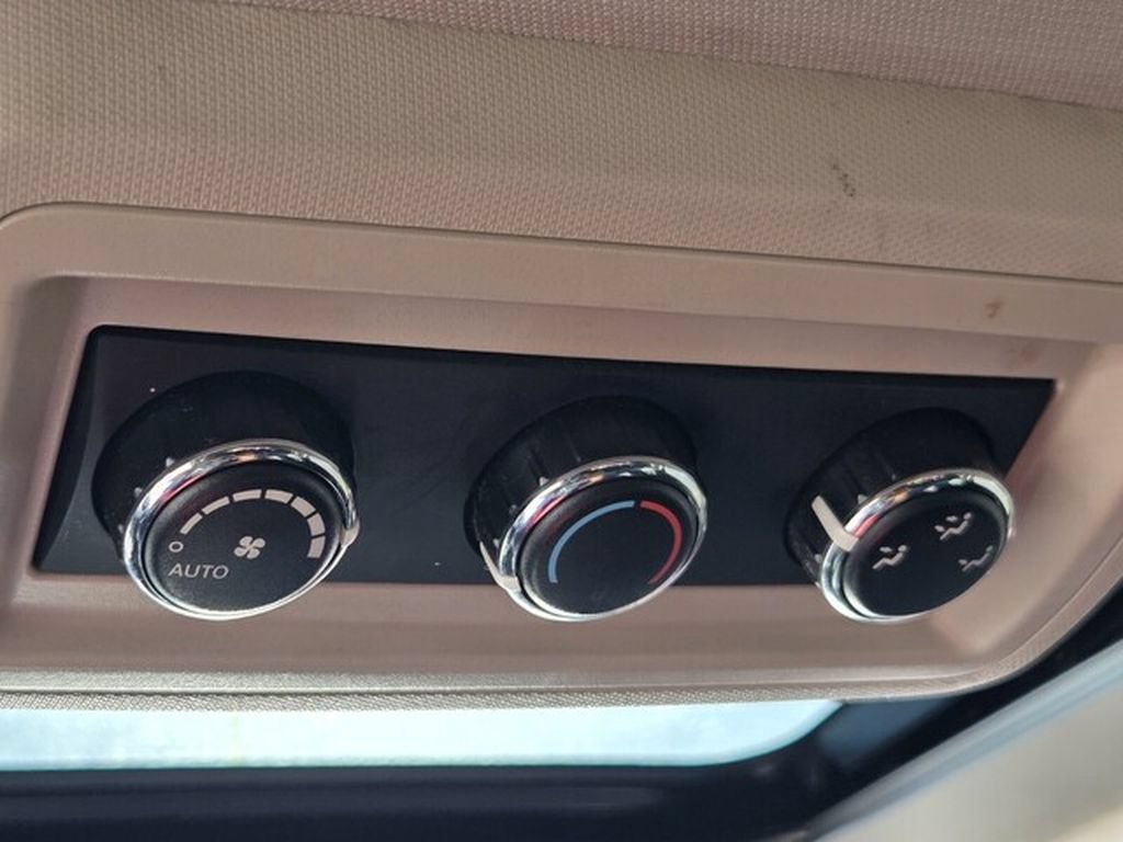 Used 2020 Dodge Journey Crossroad w/ Popular Equipment Group FWD image 8