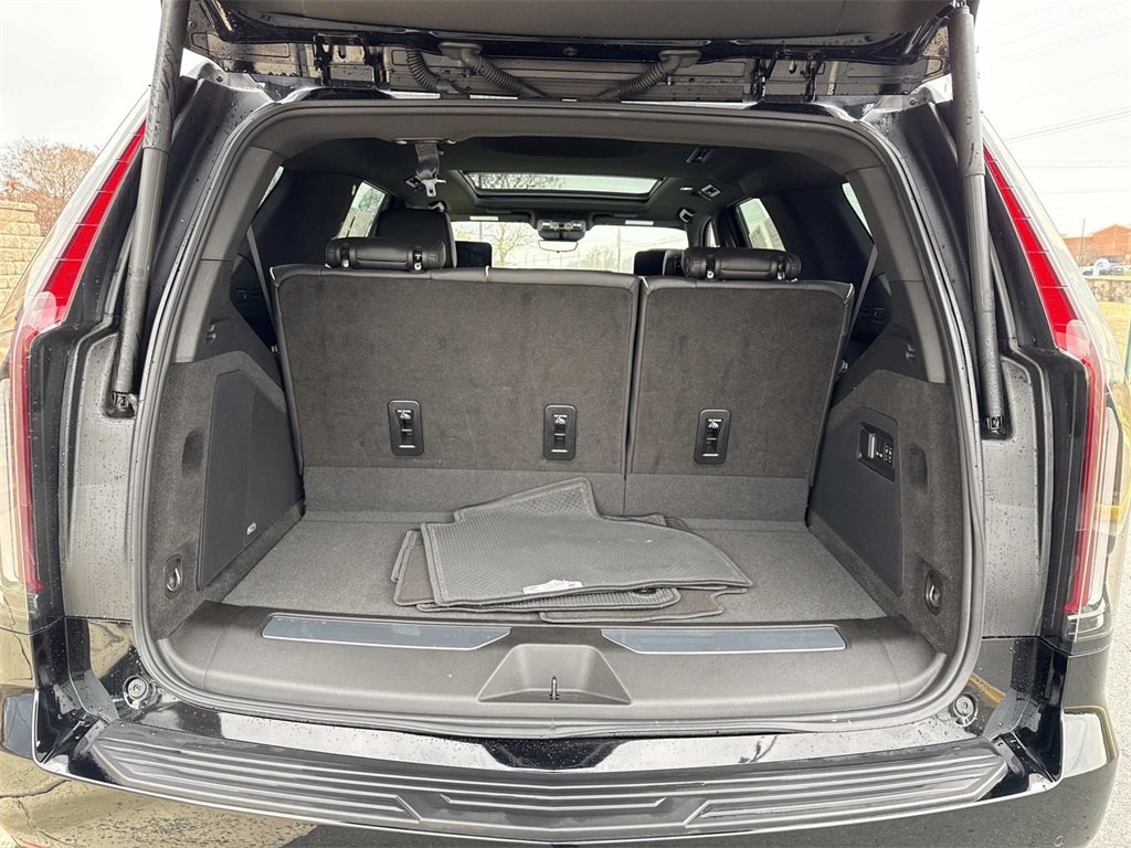 Certified 2024 Cadillac Escalade Sport w/ Touring Package image 14