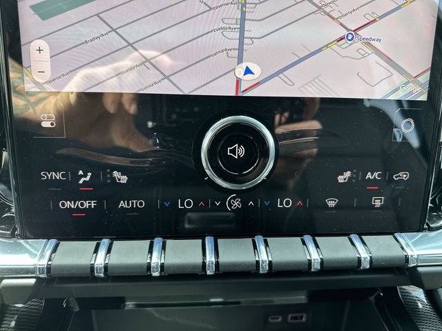 New 2026 GMC Yukon XL Elevation AWD/4WD image 19
