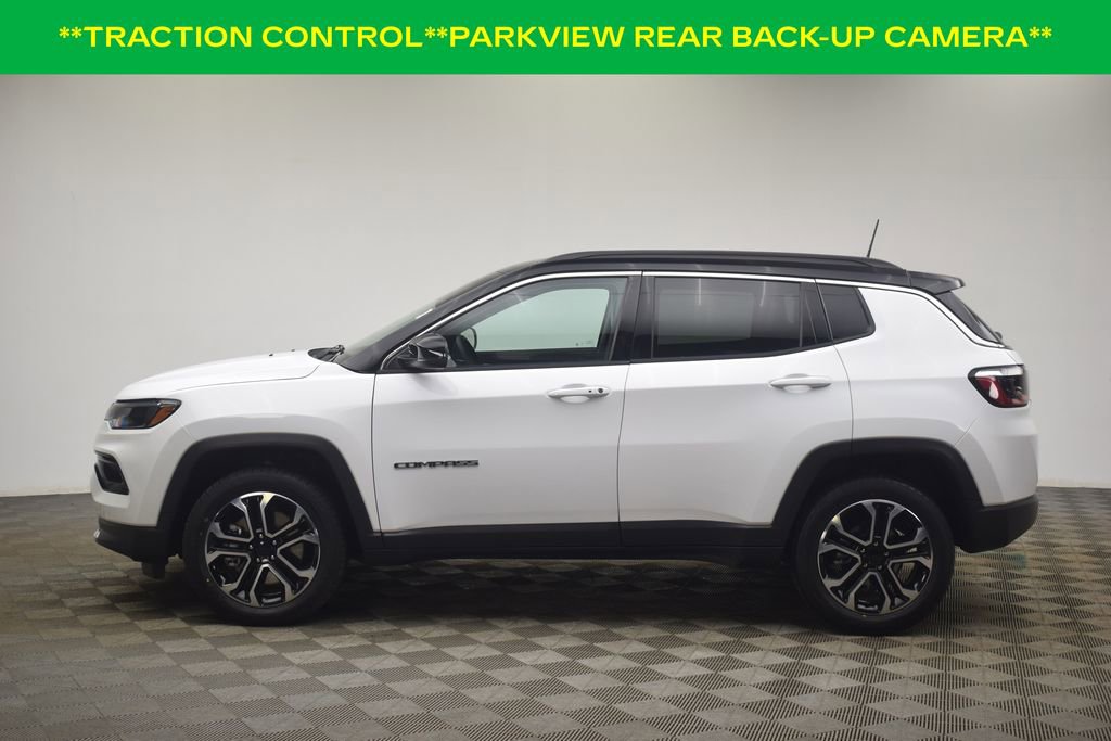 Used 2024 Jeep Compass Limited image 13