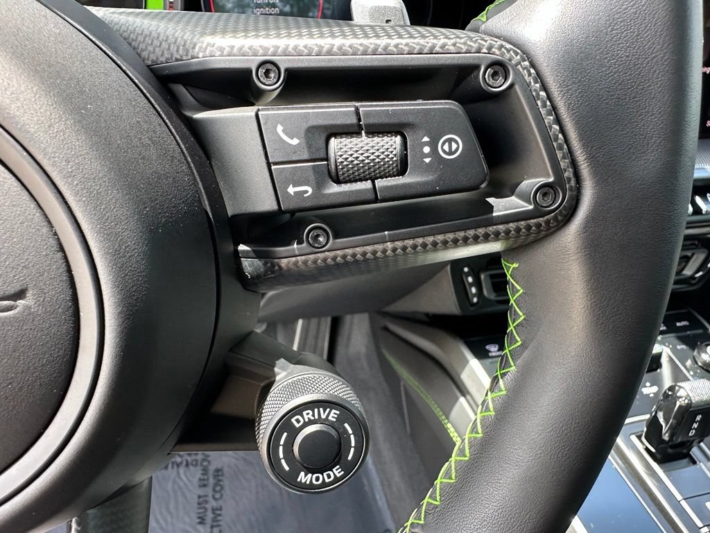 Certified 2024 Porsche 911 Carrera 4 AWD/4WD image 25