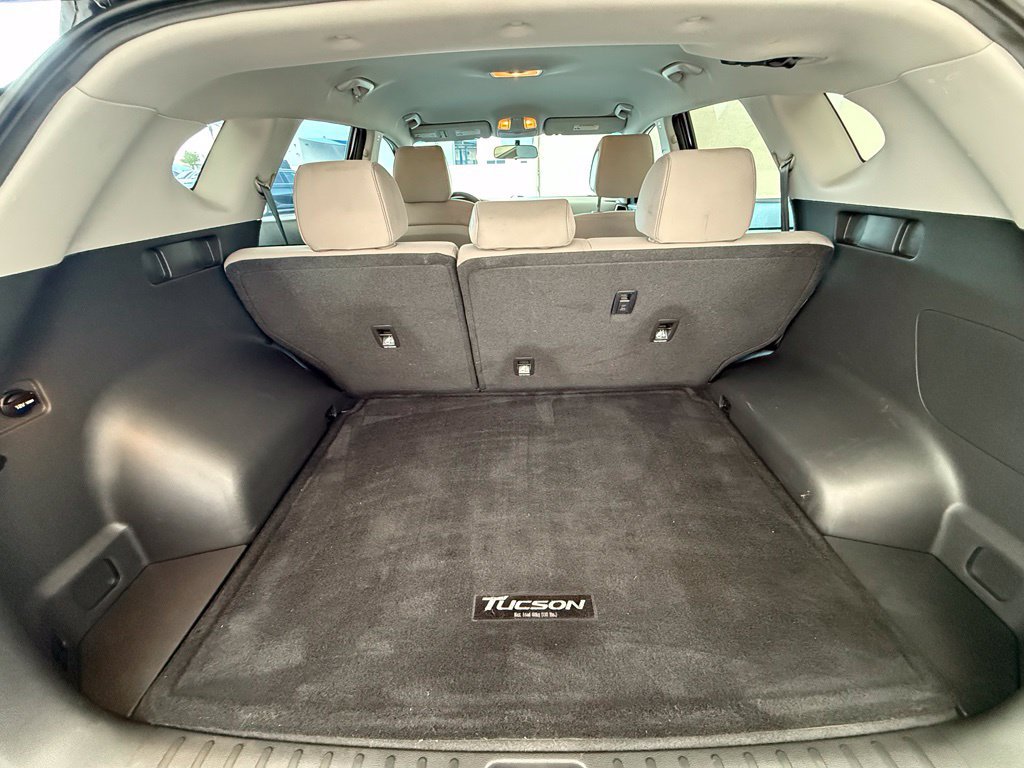 Used 2016 Hyundai Tucson SE w/ Option Group 02 FWD image 19