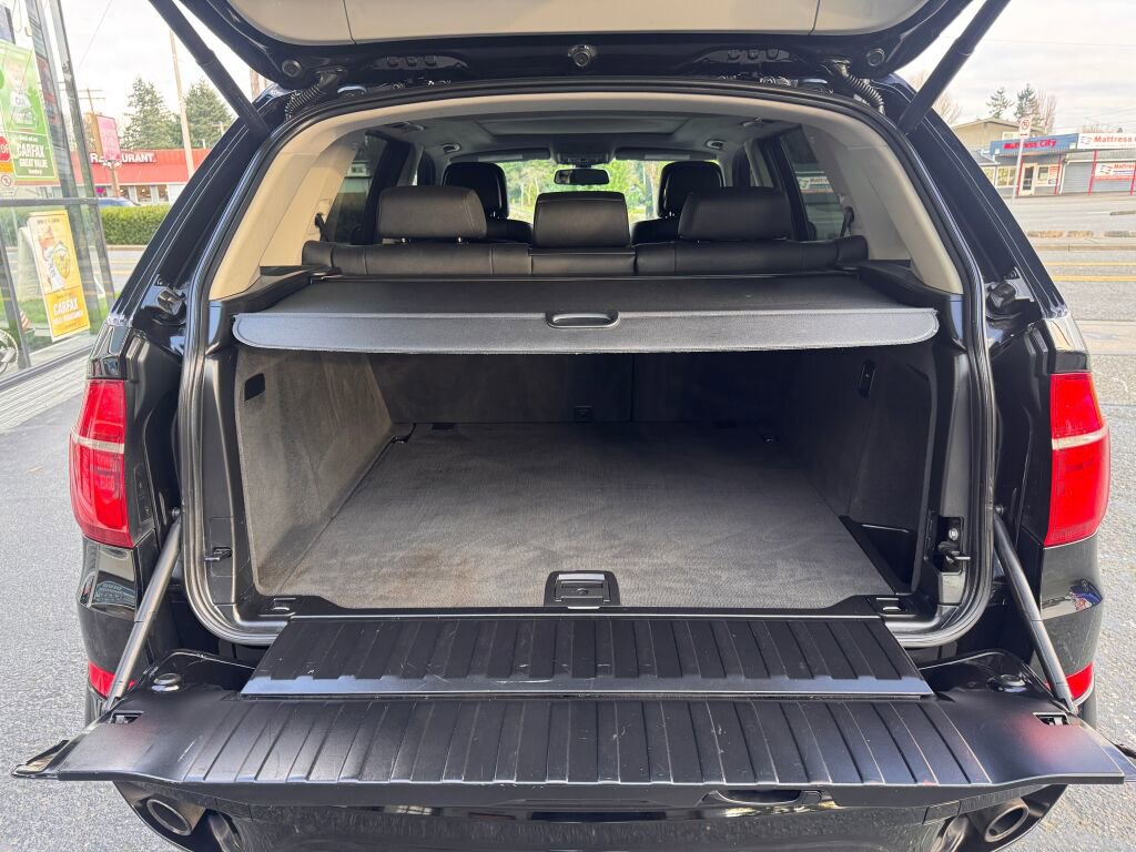 Used 2012 BMW X5 xDrive35i image 9